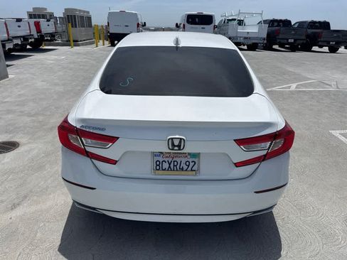 Used 2018 Honda Accord LX image 4