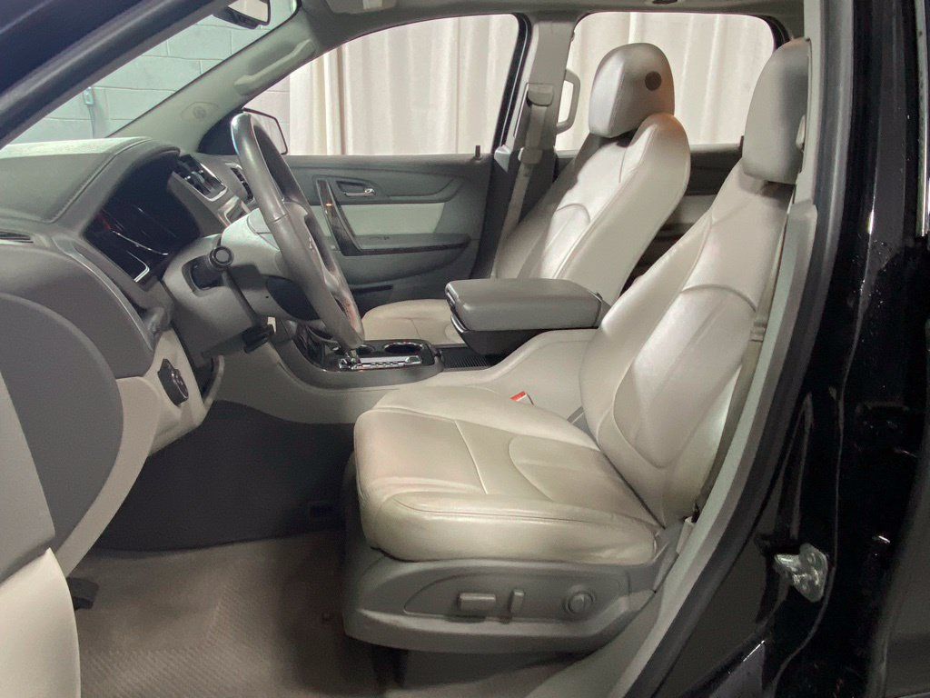 Used 2017 GMC Acadia Limited SLT AWD/4WD image 18