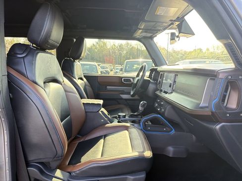 Used 2022 Ford Bronco Outer Banks w/ Sasquatch Package image 15