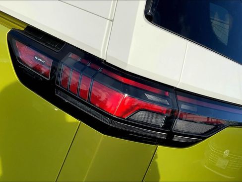 New 2025 Volkswagen ID. Buzz 1st Edition image 19