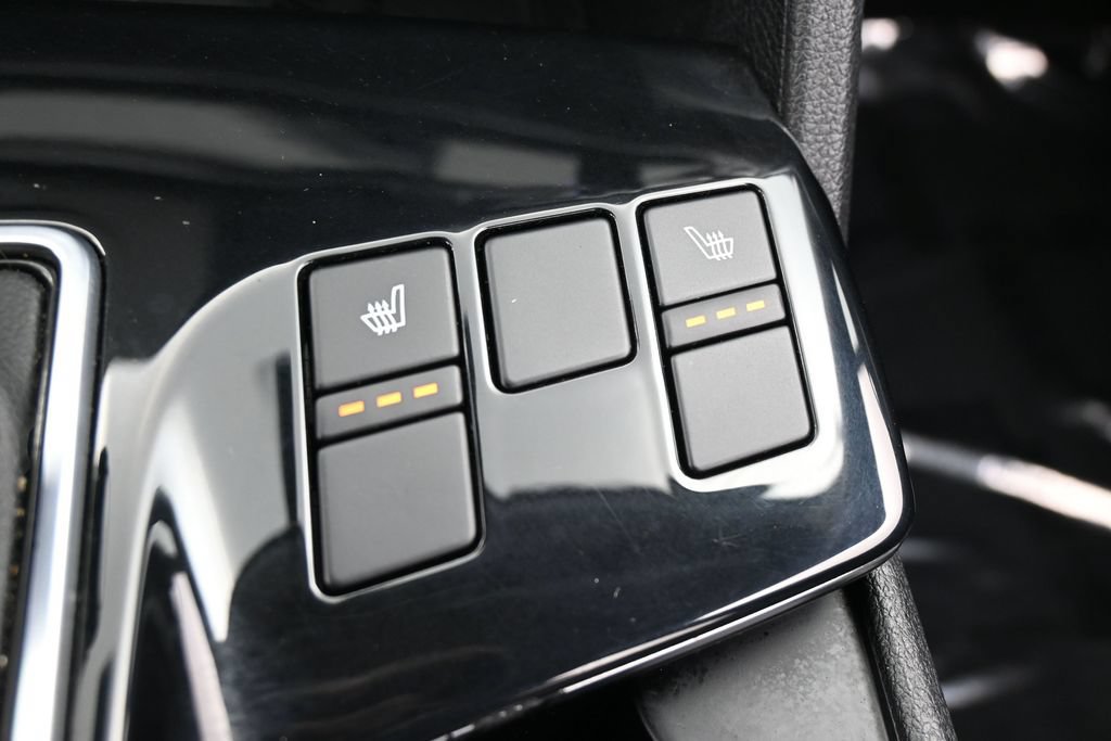 Used 2024 Kia Sportage EX FWD image 24