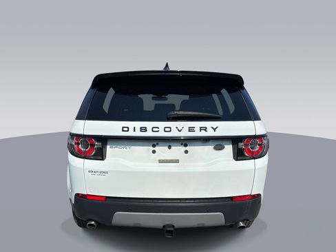 Used 2017 Land Rover Discovery Sport SE AWD/4WD image 4