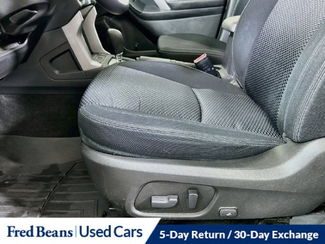Used 2016 Subaru Forester 2.5i Premium w/ All-Weather Package AWD/4WD image 25