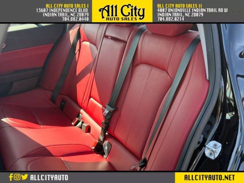Used 2019 Alfa Romeo Giulia RWD image 26