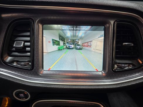 Used 2016 Dodge Challenger SXT Plus image 30