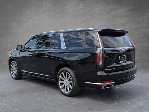 Certified 2024 Cadillac Escalade ESV Premium Luxury Platinum AWD/4WD image 3