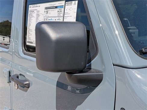 New 2025 Jeep Gladiator Sport image 12