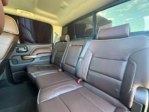 Used 2015 Chevrolet Silverado 2500 High Country w/ Duramax Plus Package AWD/4WD image 12