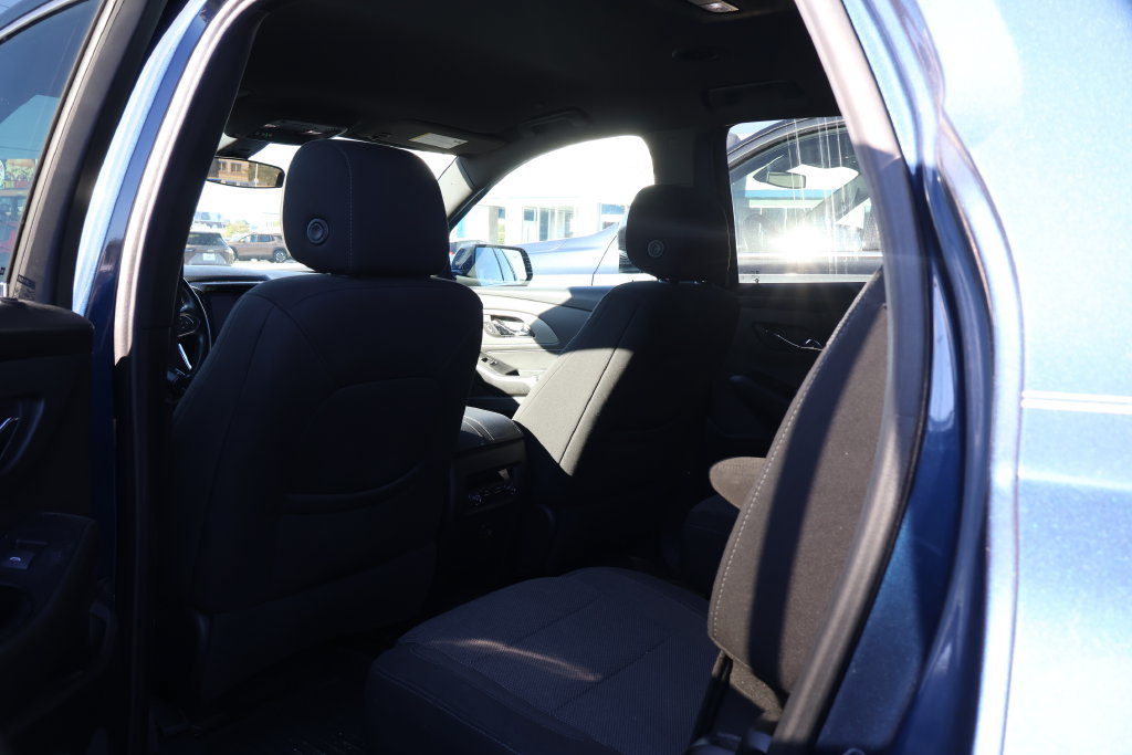 Used 2023 Chevrolet Traverse LT AWD/4WD image 30