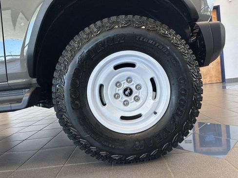 New 2026 Ford Bronco Heritage Edition AWD/4WD image 12