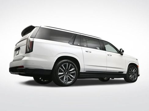 Certified 2022 Cadillac Escalade ESV Sport w/ Touring Package AWD/4WD image 28