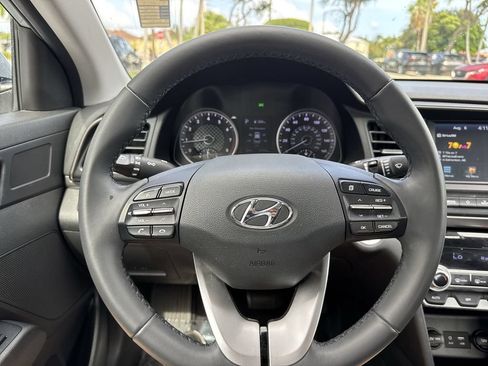 Used 2020 Hyundai Elantra Value Edition w/ Winter Weather Package FWD image 47