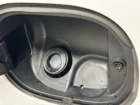 Certified 2023 GMC Yukon Denali image 24