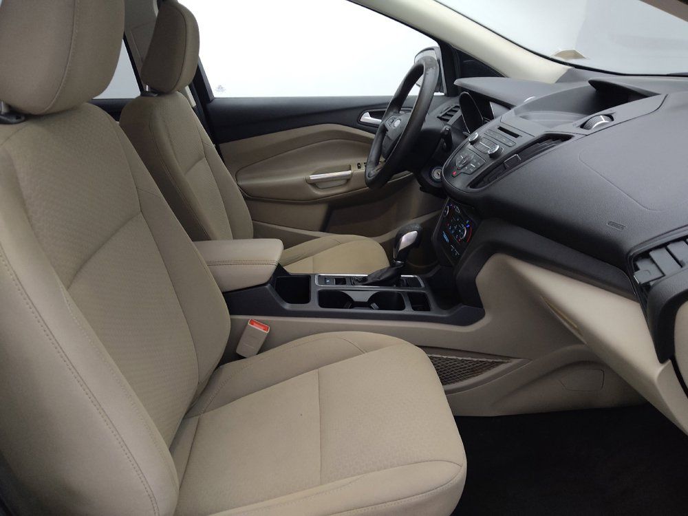 Used 2018 Ford Escape SE FWD image 21