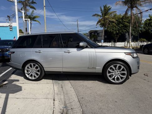 Used 2014 Land Rover Range Rover Supercharged AWD/4WD image 5