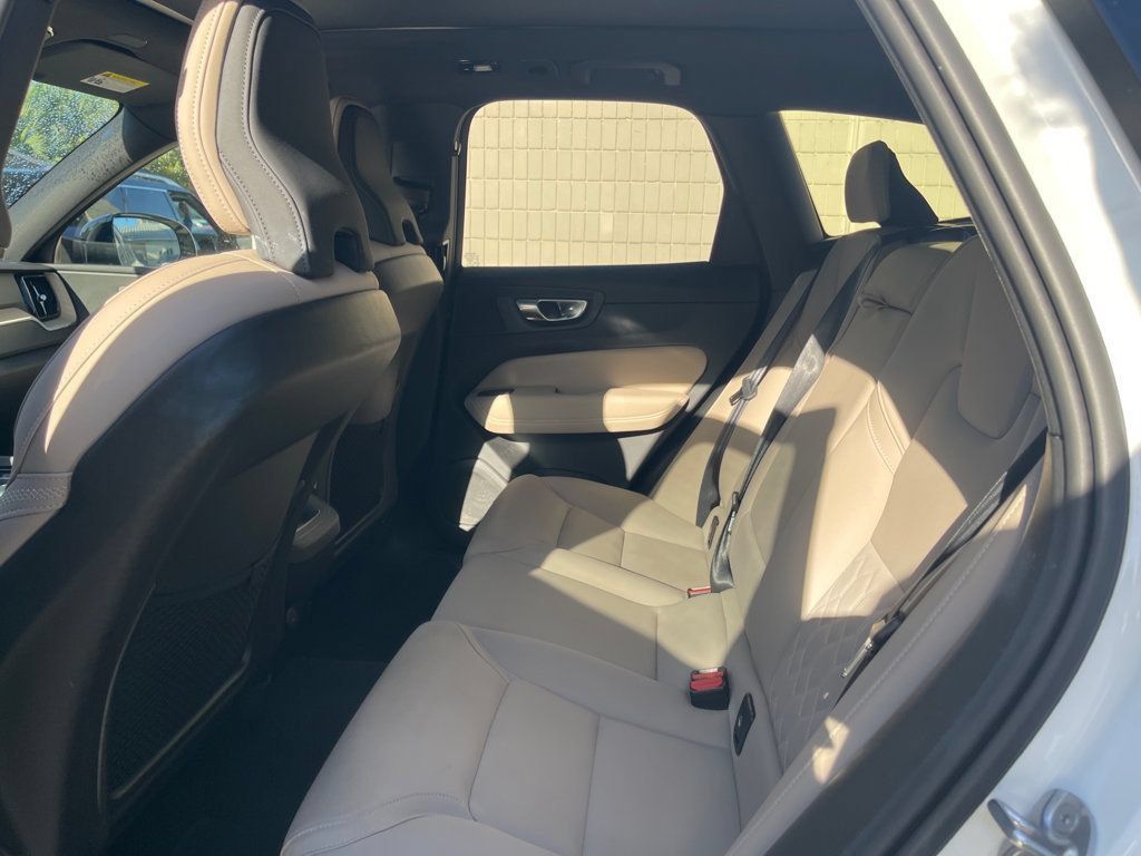 Used 2026 Volvo XC60 B5 Plus AWD/4WD image 13