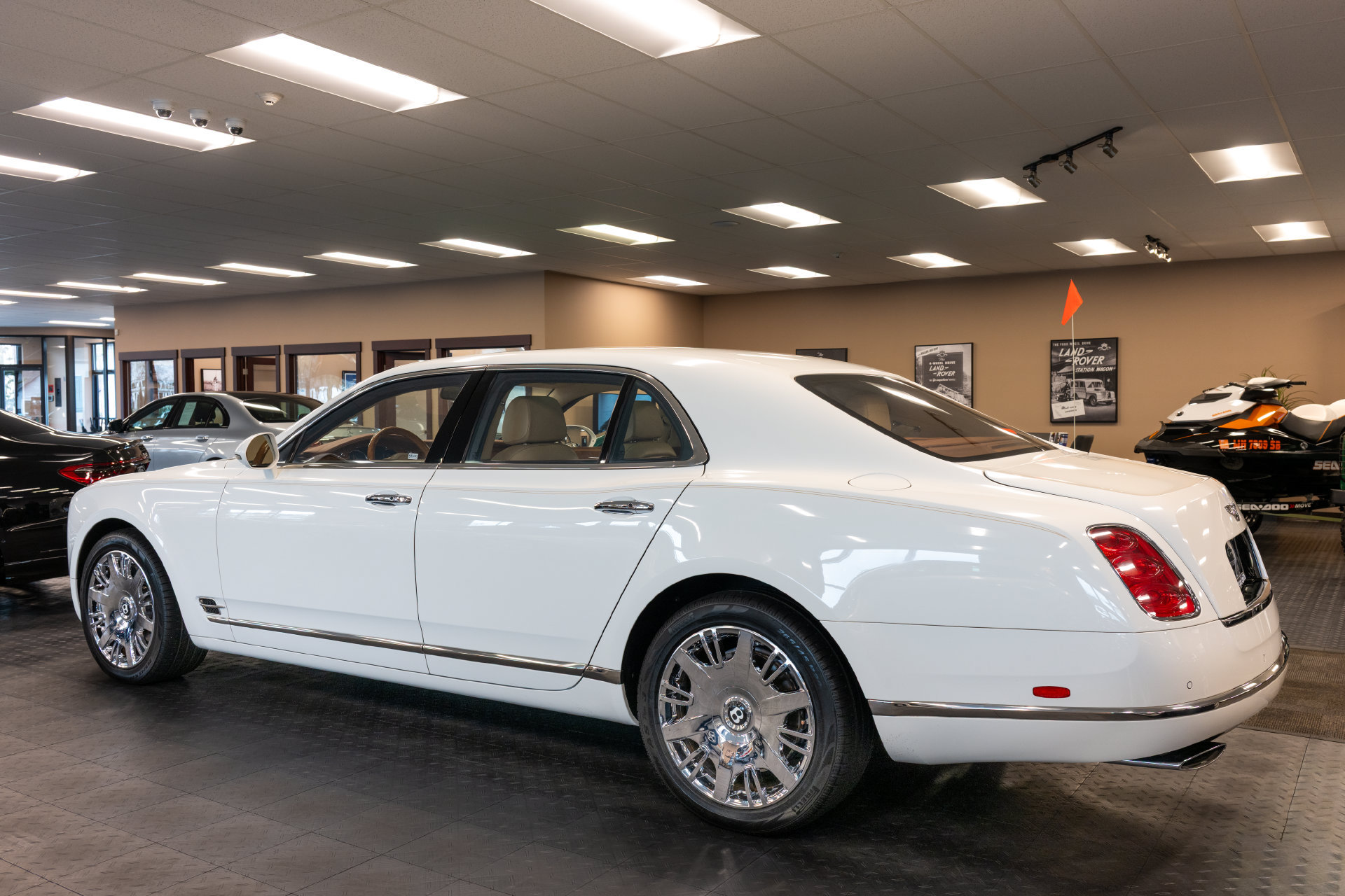 Used 2013 Bentley Mulsanne RWD image 6
