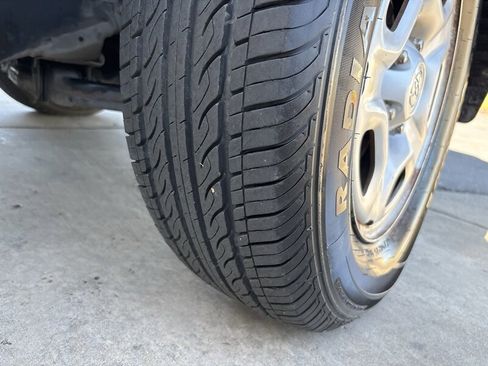 Used 2012 Toyota Tacoma 2WD Access Cab image 19