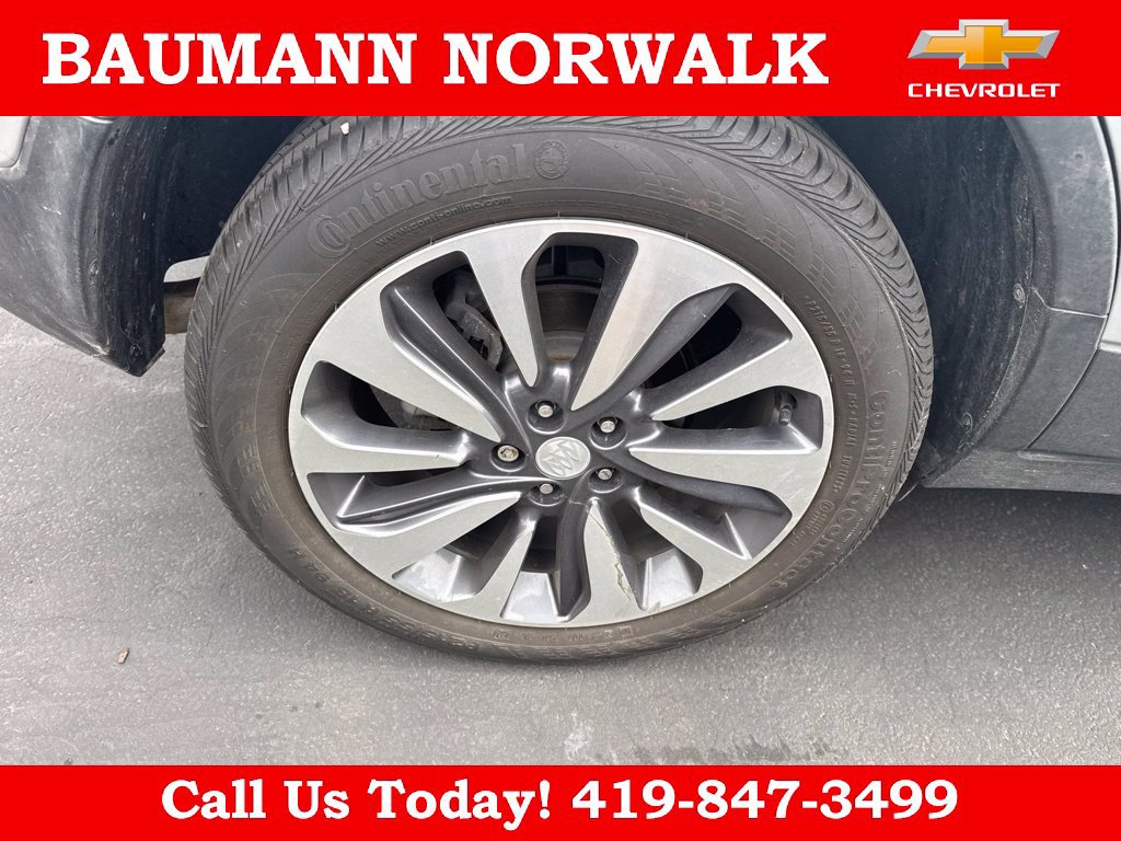 Used 2022 Buick Encore Preferred AWD/4WD image 6