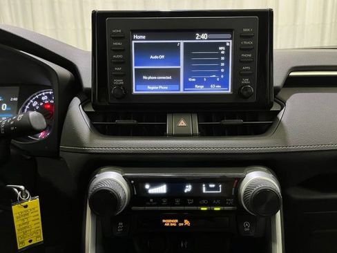 Certified 2019 Toyota RAV4 LE w/ All Weather Liner Package AWD/4WD image 17