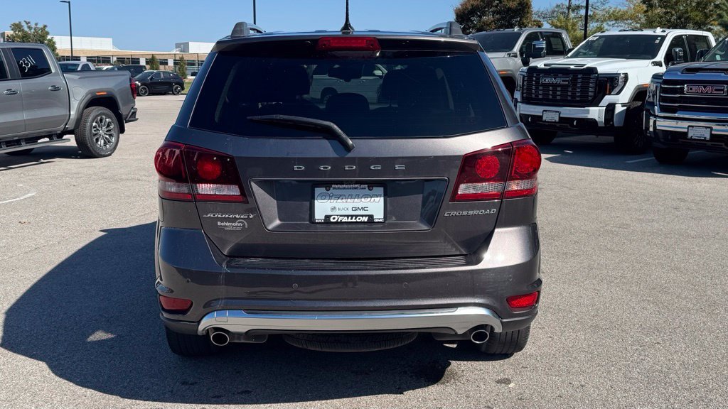 Used 2017 Dodge Journey Crossroad w/ Popular Equipment Group FWD image 3