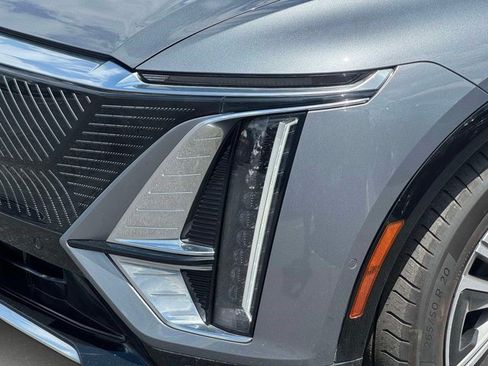 Certified 2023 Cadillac Lyriq 2WD image 30