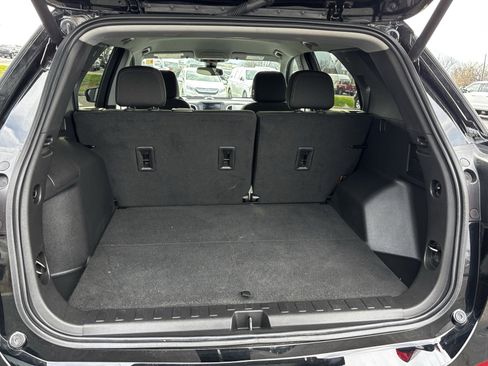 Used 2023 Chevrolet Equinox LT w/ Driver Convenience Package image 23