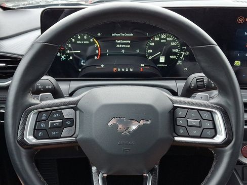 Used 2024 Ford Mustang GT Premium image 19