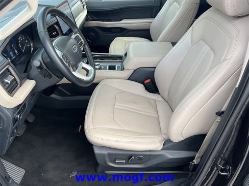 Used 2024 Ford Expedition Max Limited image 21