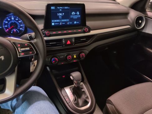 Certified 2024 Kia Forte LXS w/ LXS Technology Package image 21