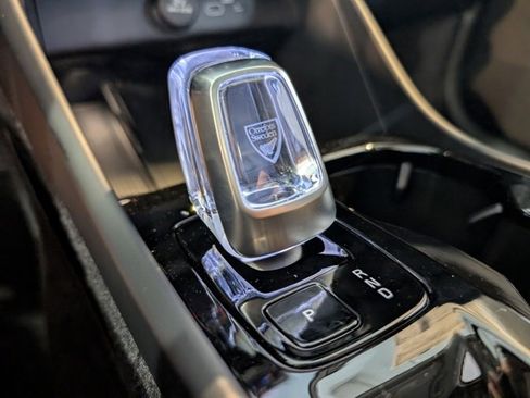 New 2026 Volvo XC40 B5 Plus w/ Protection Package Premier image 22