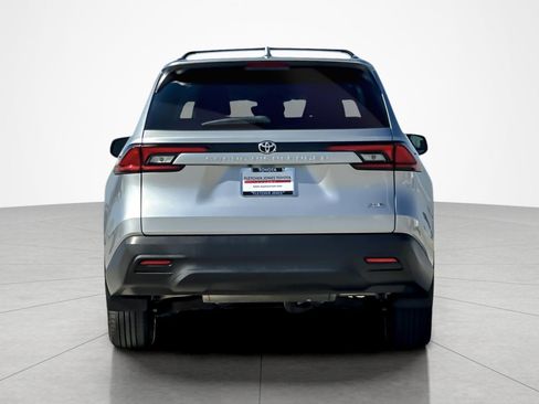 Certified 2026 Toyota Grand Highlander FWD image 4
