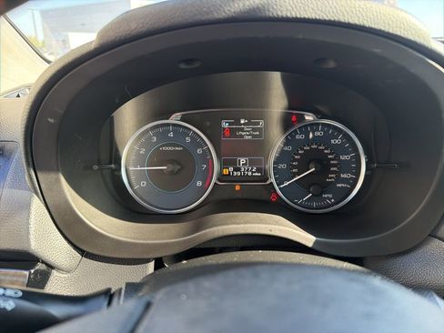 Used 2016 Subaru Crosstrek 2.0i Limited AWD/4WD image 10