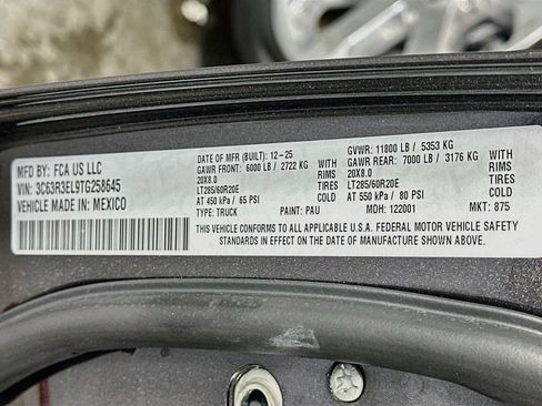 Used 2026 RAM 3500 Laramie AWD/4WD image 37