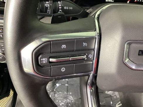 Used 2025 GMC Yukon Denali image 26