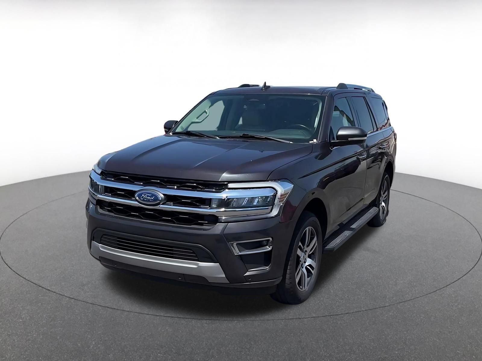 Used 2024 Ford Expedition Limited RWD image 6