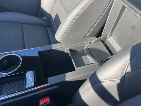 New 2026 Chevrolet Equinox LT w/ Convenience Package II image 30