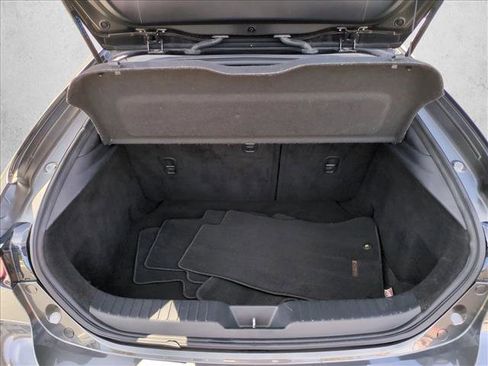 Used 2019 MAZDA MAZDA3 Hatchback w/ Preferred Package image 6