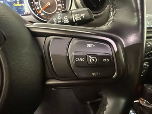 Used 2022 Jeep Wrangler Unlimited Sport AWD/4WD image 16