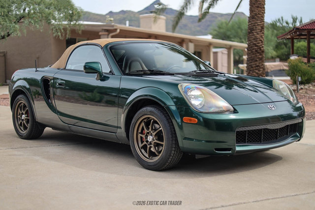 Used 2002 Toyota MR2 RWD image 20