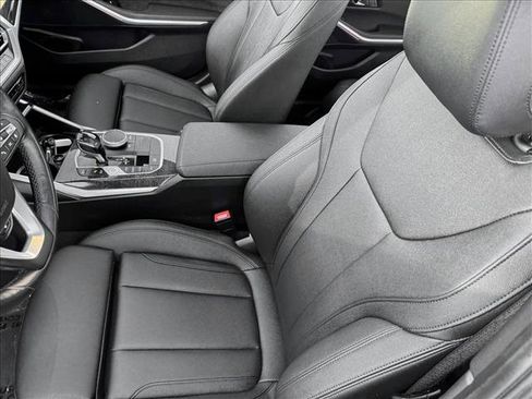 Used 2021 BMW 330i xDrive Sedan w/ Convenience Package image 10