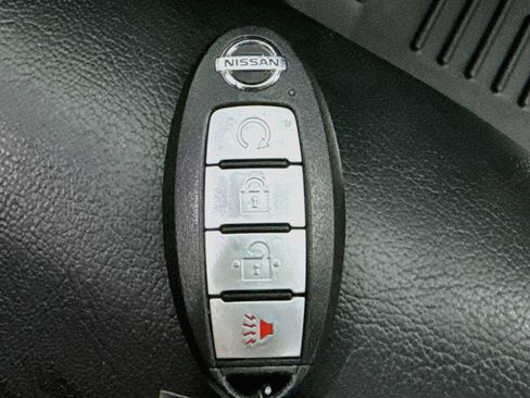 Used 2023 Nissan Frontier PRO-4X w/ Pro-4X Premium Package AWD/4WD image 40