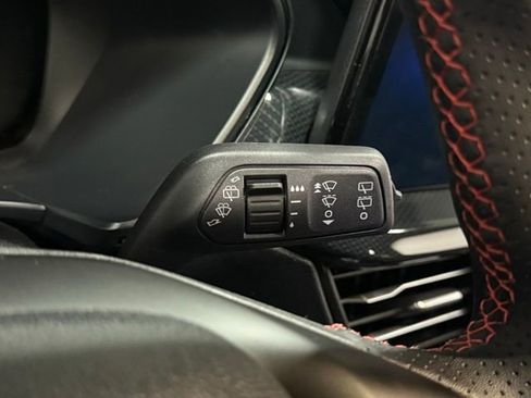 Used 2025 Ford Escape ST-Line w/ Tech Pack #1 image 20