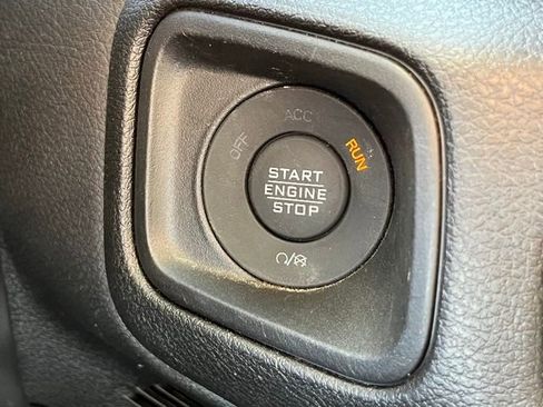 Used 2025 Jeep Wrangler Unlimited Sport S 4xe AWD/4WD image 18