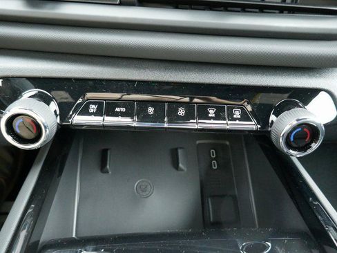 New 2026 Chevrolet Silverado EV LT image 19