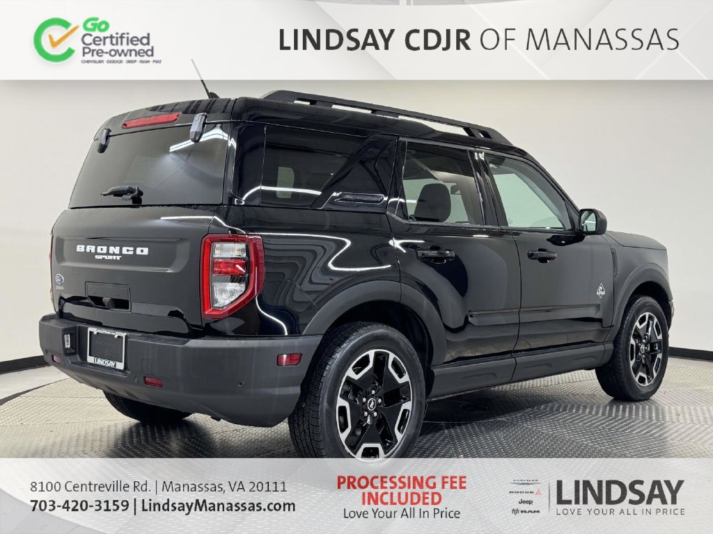 Used 2023 Ford Bronco Sport Outer Banks w/ Tech Package AWD/4WD image 8