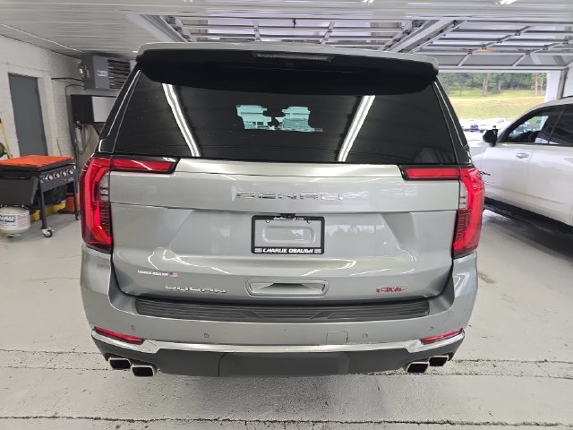Certified 2025 GMC Yukon Denali AWD/4WD image 4