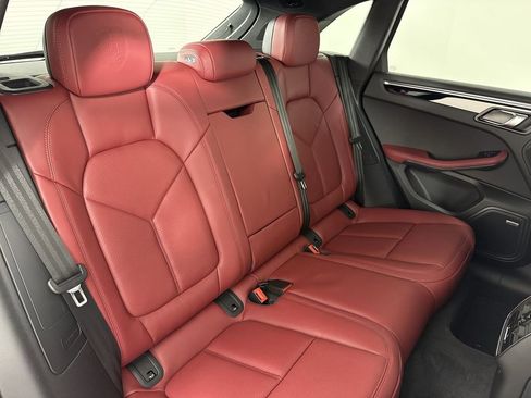 Certified 2026 Porsche Macan Turbo AWD/4WD image 23