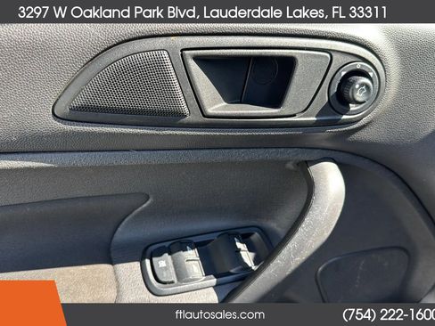 Used 2018 Ford Fiesta SE FWD image 21