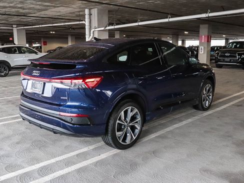 Used 2023 Audi Q4 e-tron Premium Plus image 7